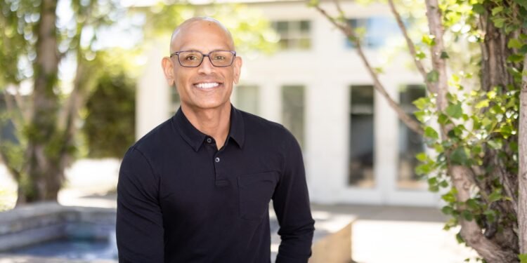 ‘A era do consumo de tokens sem limite acabou’, diz chefe de IA da Microsoft