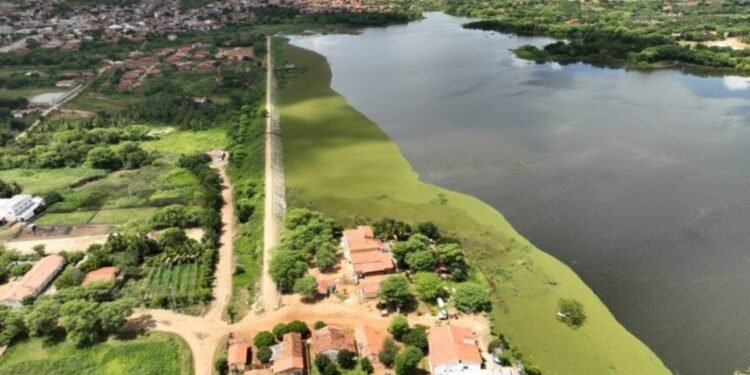 Corpo de homem de 25 anos que havia desaparecido é encontrado em açude de Canindé Corpo de homem de 25 anos que havia desaparecido é encontrado em açude de Canindé