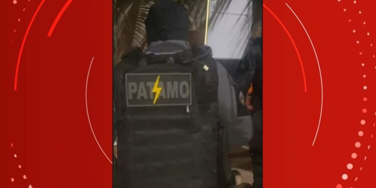 Suspeito de participar de assalto que deixou homem ferido morre em confronto com a PM em Macapá Suspeito de participar de assalto que deixou homem ferido morre em confronto com a PM em Macapá