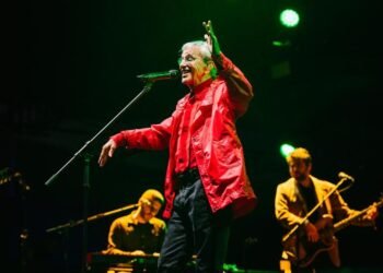TSE toma decisão a respeito de ato com Caetano Veloso em Copacabana