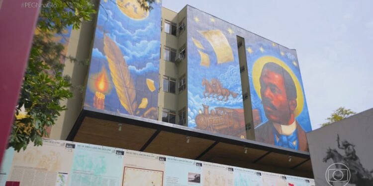 Após sofrer racismo, empreendedor cria plataforma de turismo que fatura R$ 4 milhões por ano Após sofrer racismo, empreendedor cria plataforma de turismo que fatura R$ 4 milhões por ano