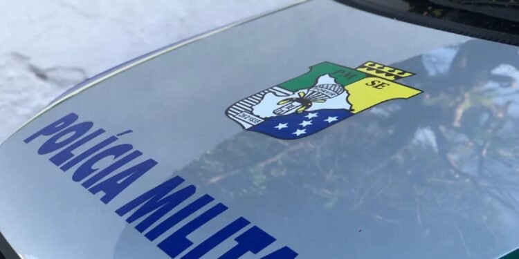 Suspeito de agredir sobrinha é conduzido à delegacia em Tobias Barreto Suspeito de agredir sobrinha é conduzido à delegacia em Tobias Barreto