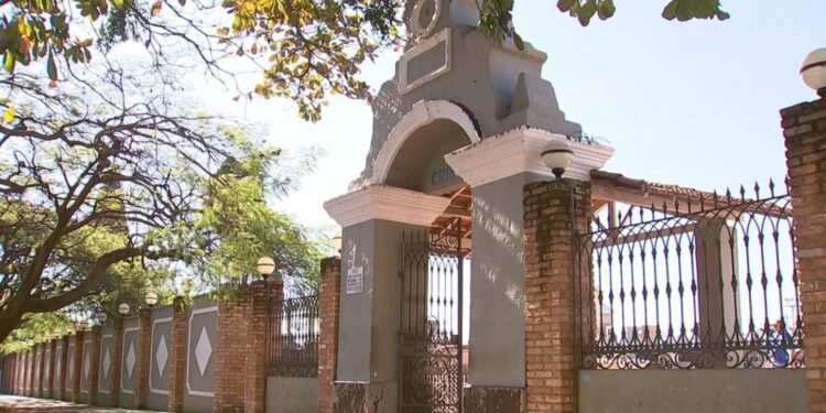 Prefeitura de Tatuí determina prazos para reformas e limpeza de jazigos antes do feriado de Finados; entenda