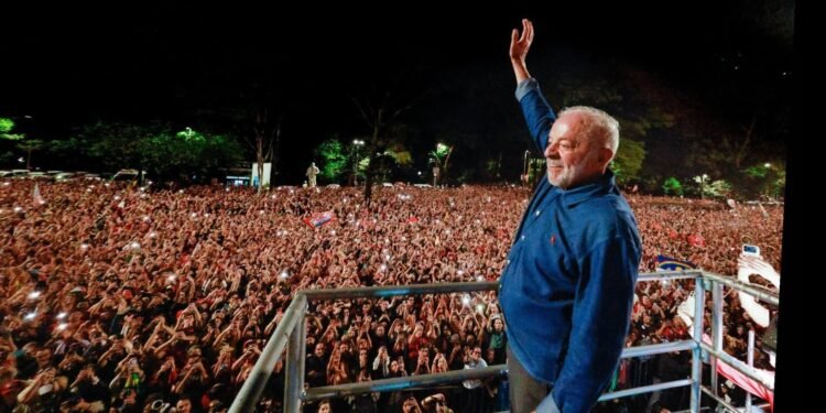 Apesar de disputa acirrada, Lula venceu com mais de 95% dos votos em dois países; veja quais Apesar de disputa acirrada, Lula venceu com mais de 95% dos votos em dois países; veja quais
