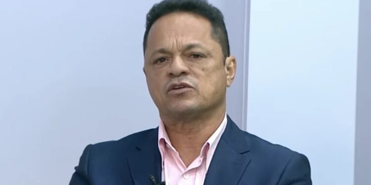 Deputado federal eleito Capitão Samuel defende reforço nas fronteiras e mudanças na atuação das polícias Deputado federal eleito Capitão Samuel defende reforço nas fronteiras e mudanças na atuação das polícias