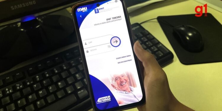 Prova de vida: mais de 100 aposentados e pensionistas do IPMT podem ter benefício bloqueado; saiba como regularizar