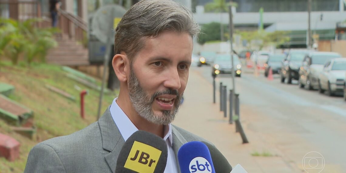 Leandro Grass busca novas alianças em disputa do 2º turno no DF