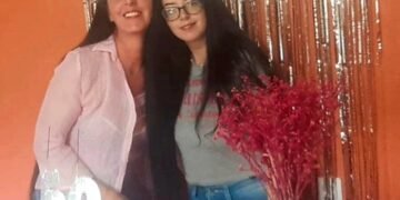 Filha luta por vaga para salvar mãe com tumor grave em Teresópolis: ‘Está na UPA, paralisada, gemendo de dor e os medicamentos não fazem efeito’ Filha luta por vaga para salvar mãe com tumor grave em Teresópolis: ‘Está na UPA, paralisada, gemendo de dor e os medicamentos não fazem efeito’
