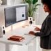 Qual a altura certa da sua mesa de trabalho? Calculadora gratuita mostra Qual a altura certa da sua mesa de trabalho? Calculadora gratuita mostra