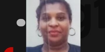 Estudante de técnico de enfermagem é morta a tiros em avenida de Salvador