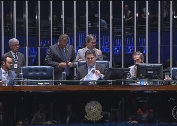 Senado adia votação da PEC da Segurança Pública por falta de acordo no governo sobre a redução da maioridade penal