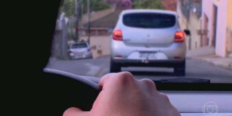 Polícia prende quadrilha que usava carros de aplicativo para roubar passageiros em Minas Gerais