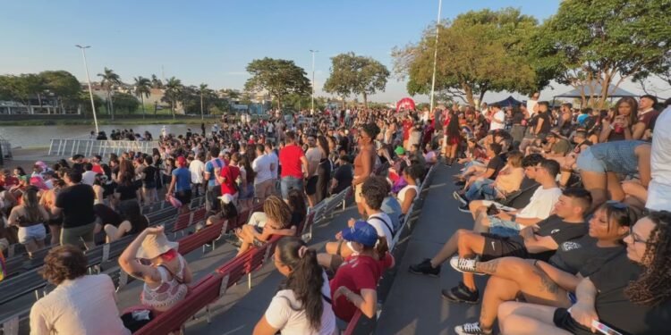 Parada da Diversidade tem Miss trans, drag queens e show de Pocah no interior de SP: ‘Somos força’, diz organizador Parada da Diversidade tem Miss trans, drag queens e show de Pocah no interior de SP: ‘Somos força’, diz organizador