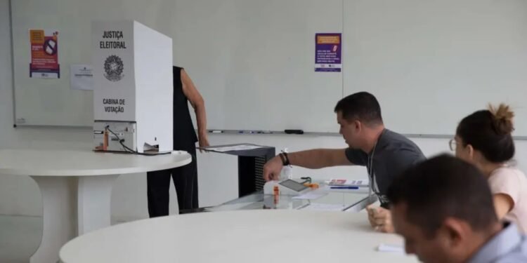 Nove locais de votação no Ceará são alterados para 2º turno; veja quais Nove locais de votação no Ceará são alterados para 2º turno; veja quais