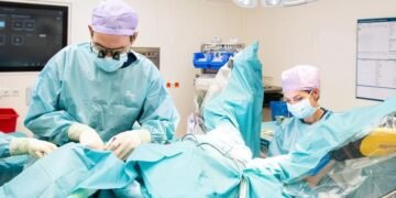Quase 40 anos depois do pênis, clitóris ganha cirurgia para manter o prazer após procedimento por câncer