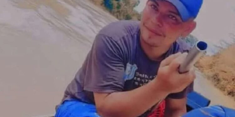 Família de homem que morreu eletrocutado em enchente deve ganhar indenização no AC: ‘Tristeza tão grande’ Família de homem que morreu eletrocutado em enchente deve ganhar indenização no AC: ‘Tristeza tão grande’