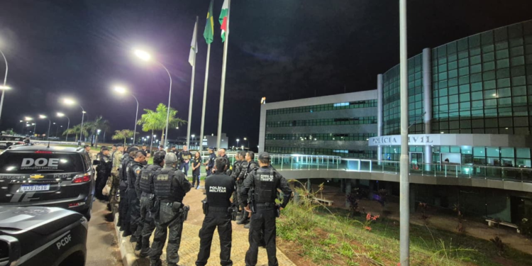 Polícia Civil mira grupo suspeito de integrar PCC no DF Polícia Civil mira grupo suspeito de integrar PCC no DF