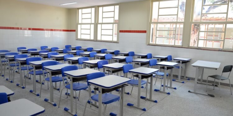 Após greve de professores, ano letivo da rede estadual de Sergipe é estendido até janeiro de 2027