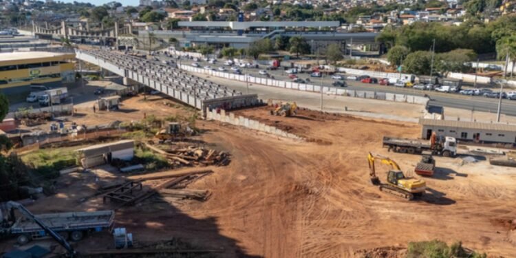Avenida Cristiano Machado terá desvios e acessos interditados a partir desta quarta em BH Avenida Cristiano Machado terá desvios e acessos interditados a partir desta quarta em BH