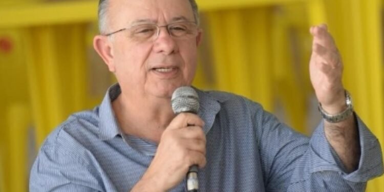 Prefeito da segunda maior cidade da Bahia é submetido a angioplastia após passar mal Prefeito da segunda maior cidade da Bahia é submetido a angioplastia após passar mal