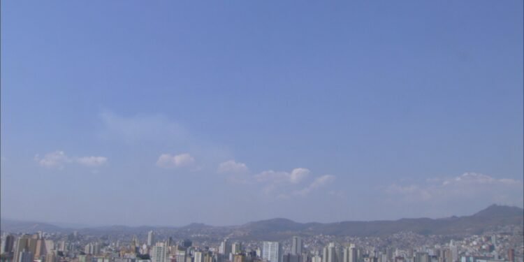 BH terá semana com calor e pancadas de chuva; veja previsão do tempo BH terá semana com calor e pancadas de chuva; veja previsão do tempo
