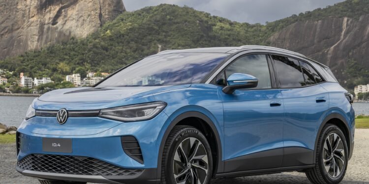 Volkswagen ID.4 chega por R$ 299.990 para uma disputa difícil com os chineses; g1 testou