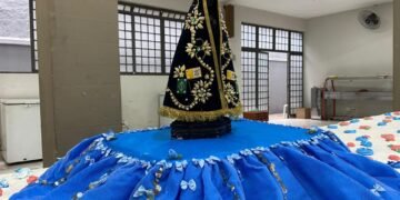 Tradição e fé: Dia da Nossa Senhora Aparecida é celebrado com bolo de 1 tonelada e meia, caminhada e missas em Piracicaba