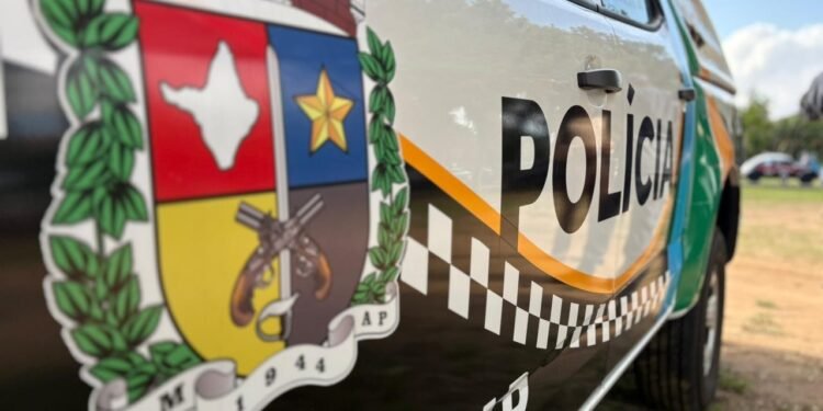 Jovem morre após ser baleado no rosto, pescoço e tórax na Zona Sul de Macapá Jovem morre após ser baleado no rosto, pescoço e tórax na Zona Sul de Macapá