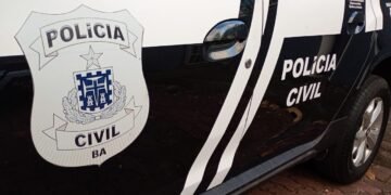 Casal é preso suspeito de coagir testemunhas e jurados de processo criminal na Bahia; réu é filho da dupla