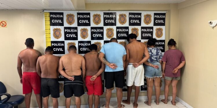 Operação prende 15 pessoas suspeitas de integrar facção criminosa em Abaetetuba Operação prende 15 pessoas suspeitas de integrar facção criminosa em Abaetetuba