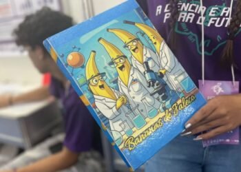 De invenção com IA a cães terapeutas: alunos desmistificam ciência em feira na UFMS