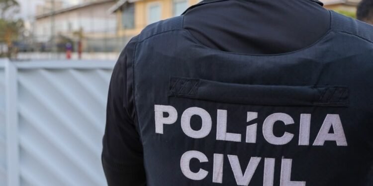 Homem é preso em flagrante suspeito de matar ex-companheira a facadas no oeste da Bahia Homem é preso em flagrante suspeito de matar ex-companheira a facadas no oeste da Bahia