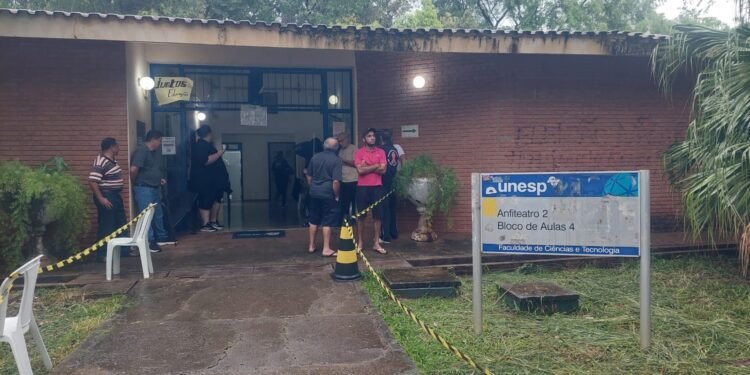 Abstenção cai no segundo turno em Presidente Prudente, mas 31,5 mil eleitores não votaram Abstenção cai no segundo turno em Presidente Prudente, mas 31,5 mil eleitores não votaram