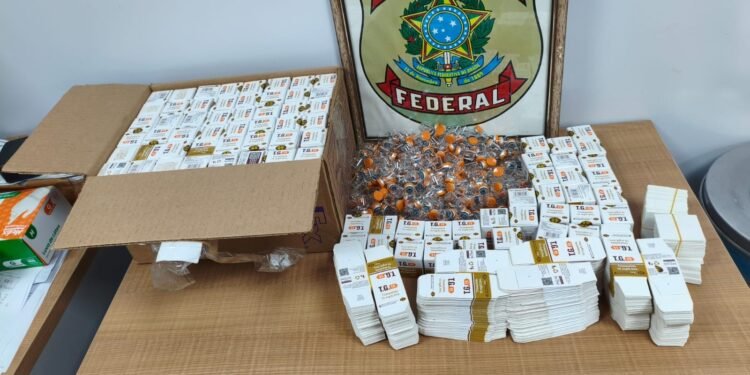 PF apreende mais de mil ampolas de tirzepatida no Aeroporto de São Luís, no MA PF apreende mais de mil ampolas de tirzepatida no Aeroporto de São Luís, no MA